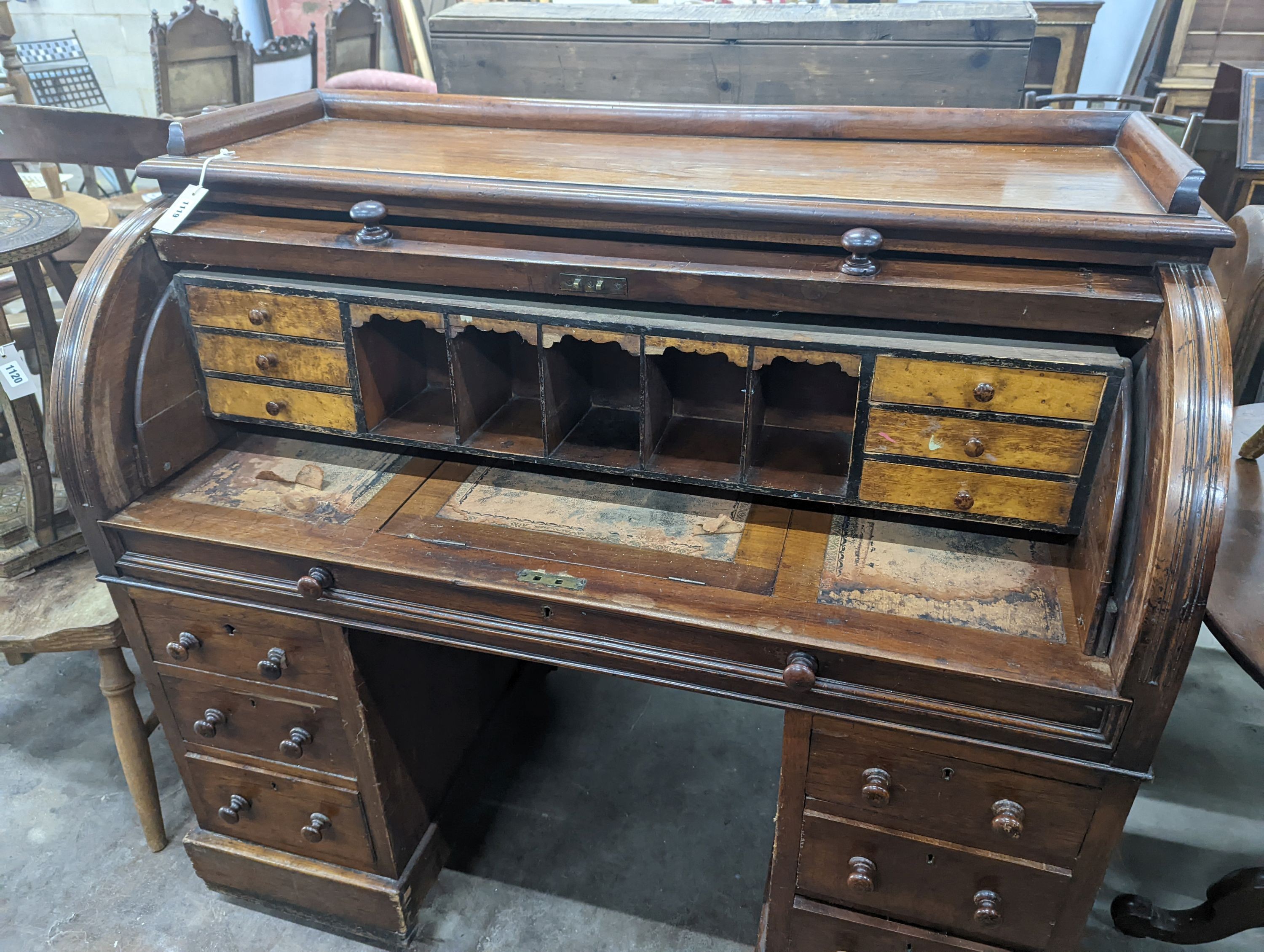 A Victorian walnut cylinder bureau, width 120cm, depth 62cm, height 110cm